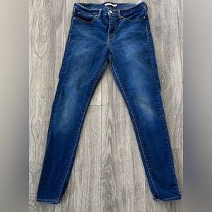 Levi's 310 Women's  Size 30 X 30 Shaping Super Skinny Jeans Blue 0043